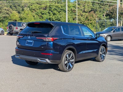 2025 Mitsubishi Outlander SE