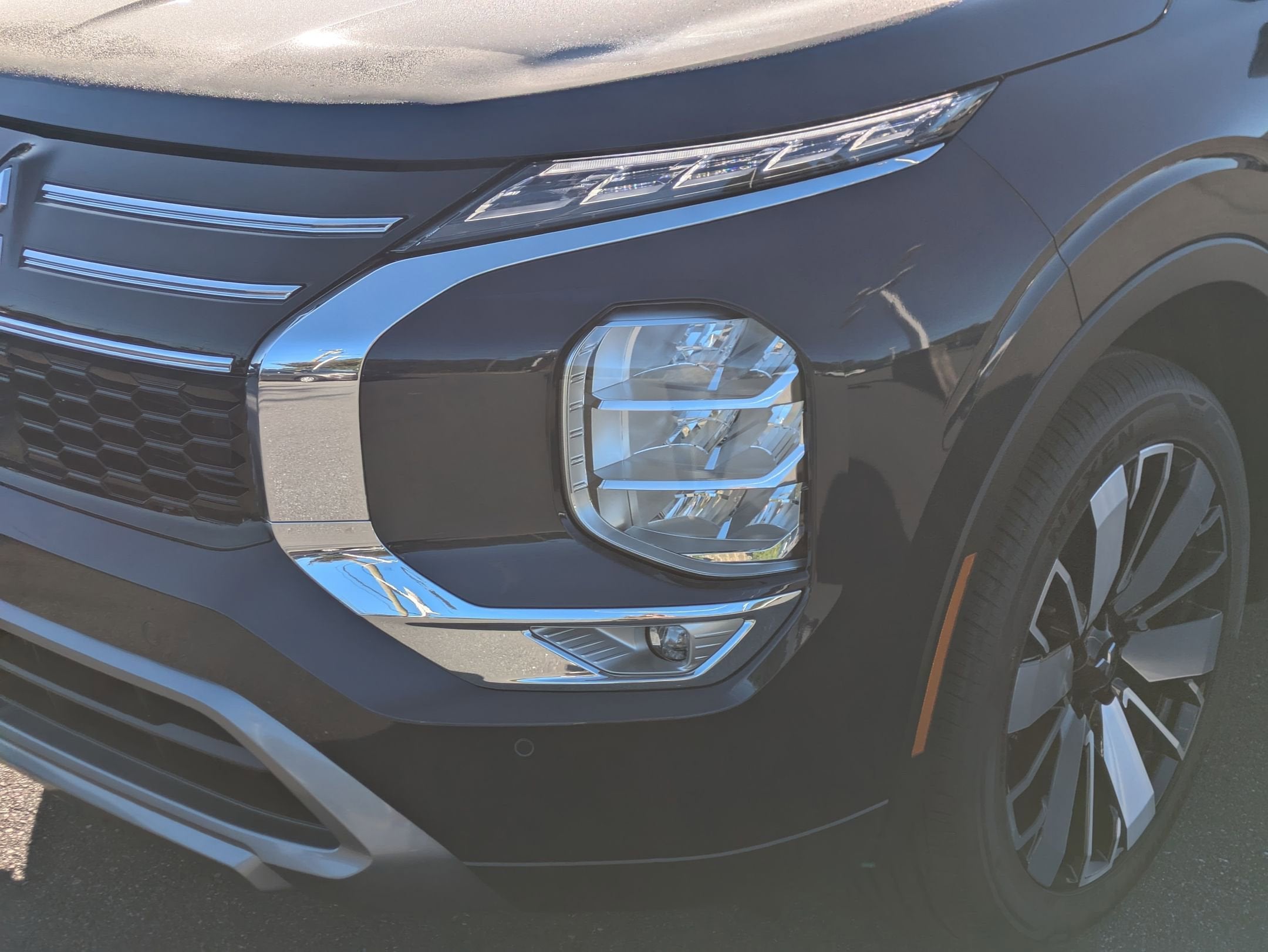 2025 Mitsubishi Outlander SE