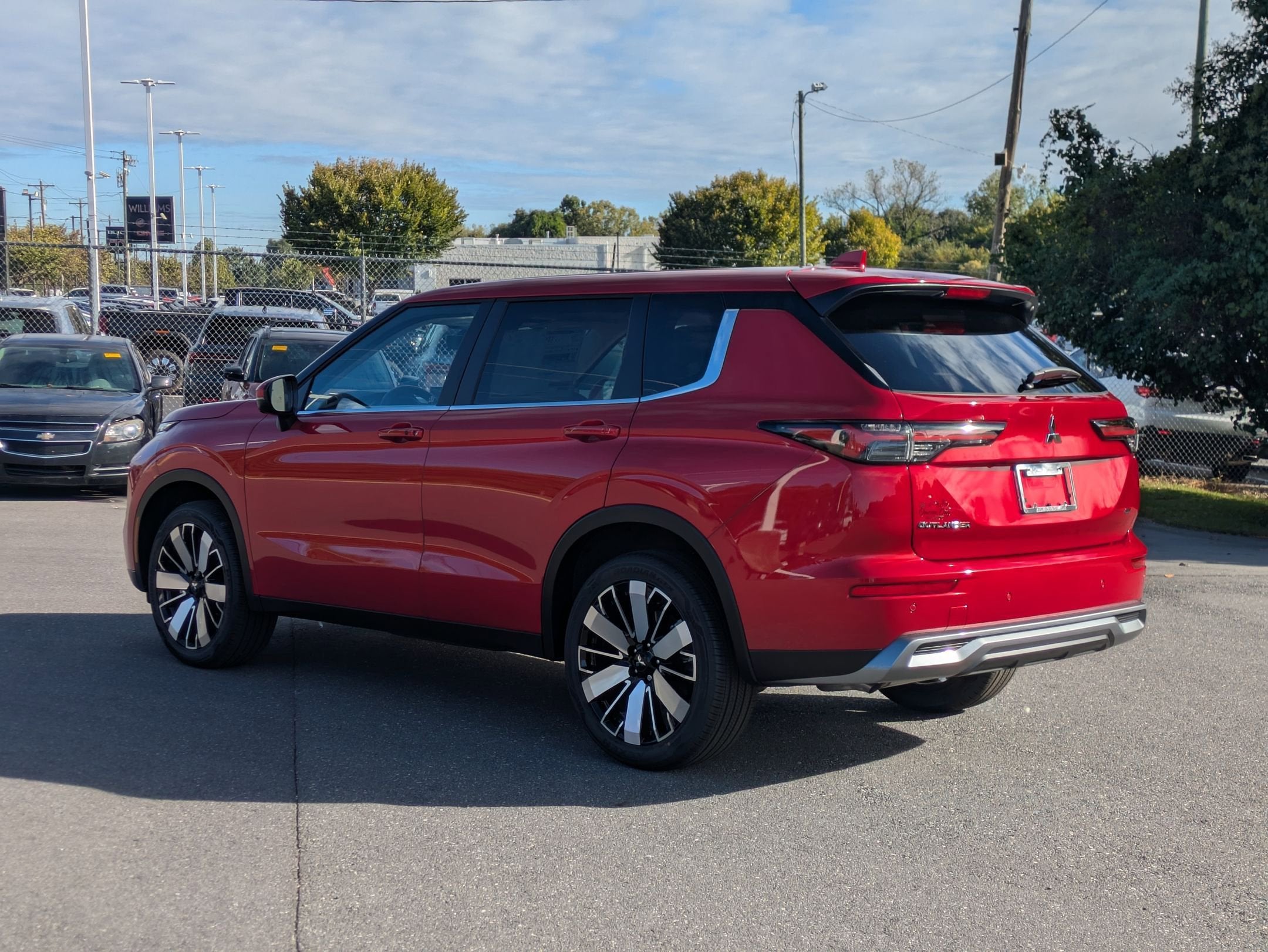 2025 Mitsubishi Outlander SE