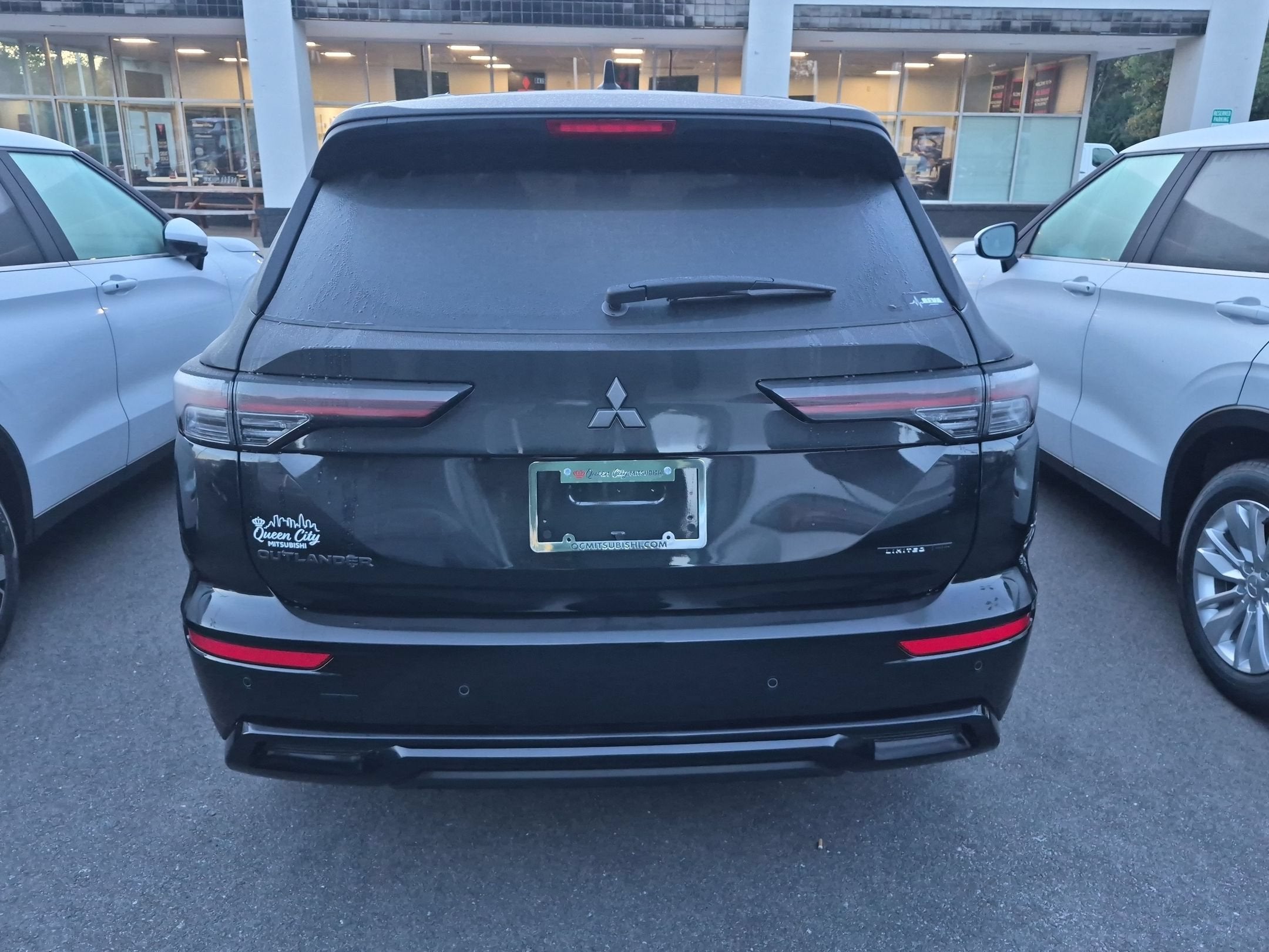 2026 Mitsubishi Outlander LE