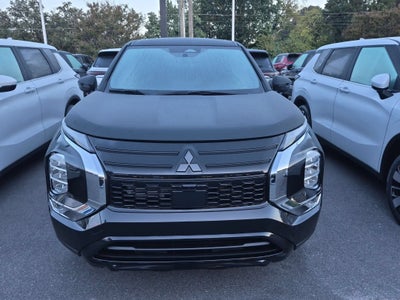 2026 Mitsubishi Outlander LE