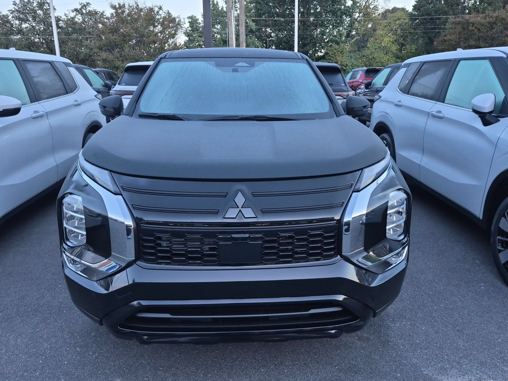 2026 Mitsubishi Outlander LE