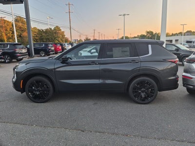 2026 Mitsubishi Outlander LE