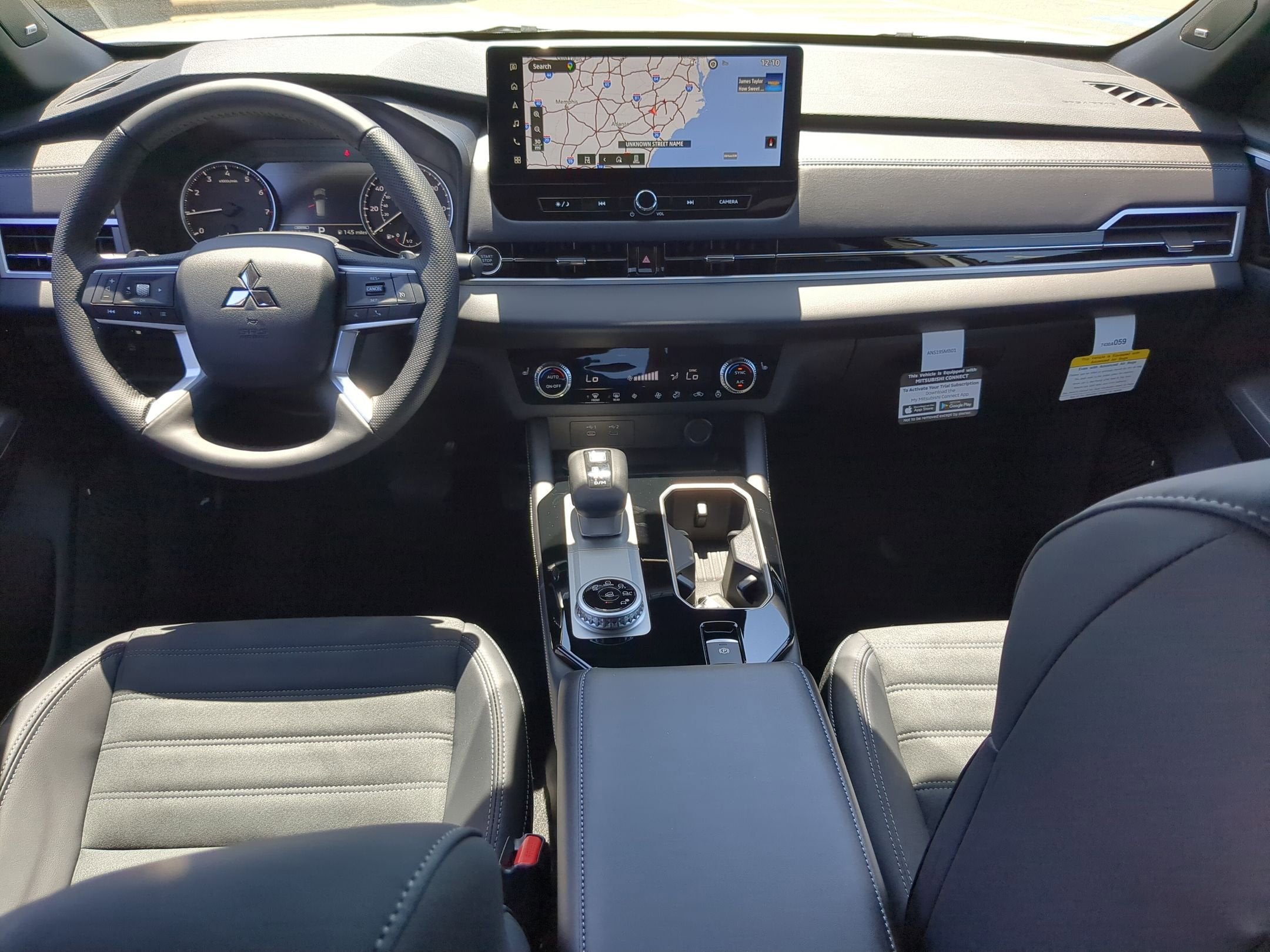 2026 Mitsubishi Outlander LE