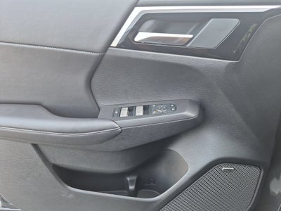 2026 Mitsubishi Outlander LE