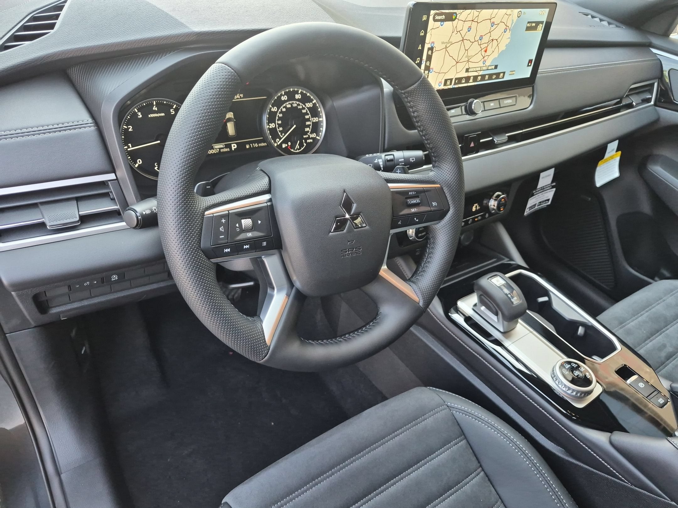2026 Mitsubishi Outlander LE