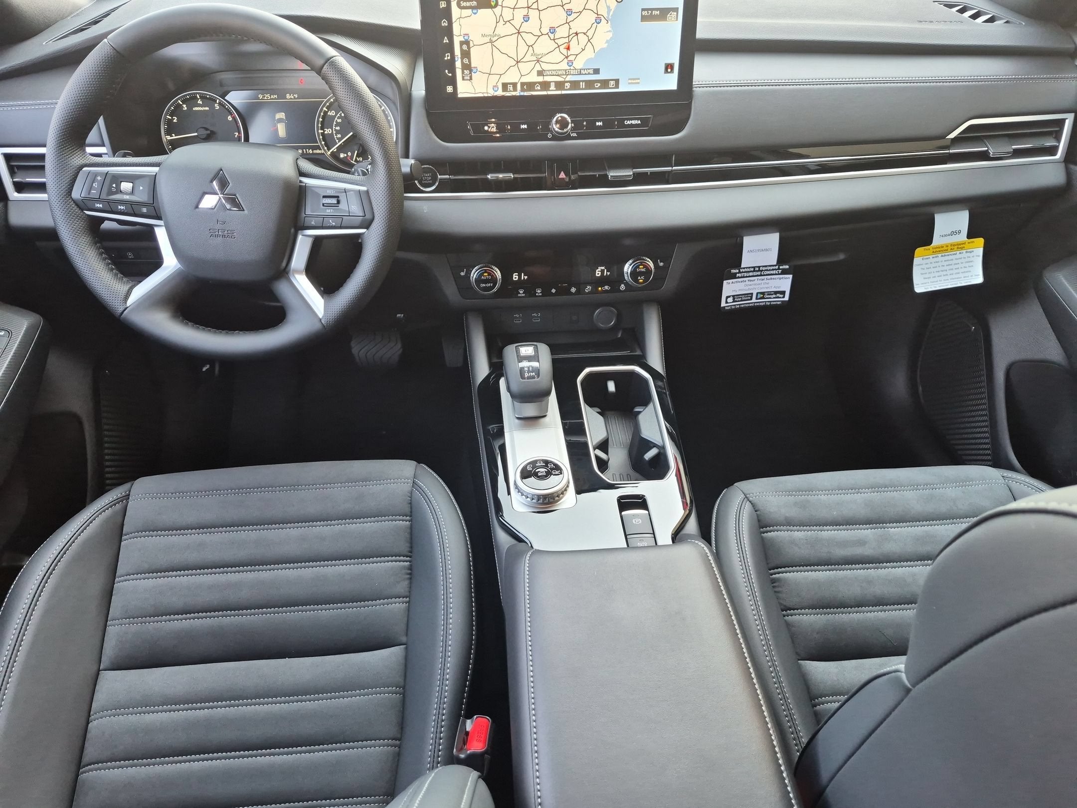 2026 Mitsubishi Outlander LE