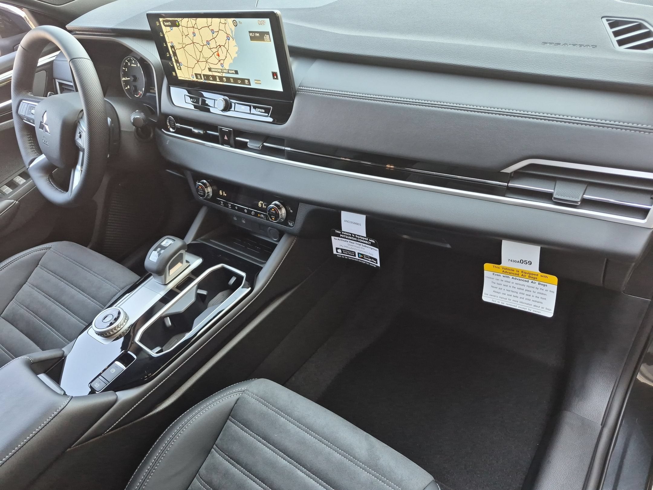 2026 Mitsubishi Outlander LE