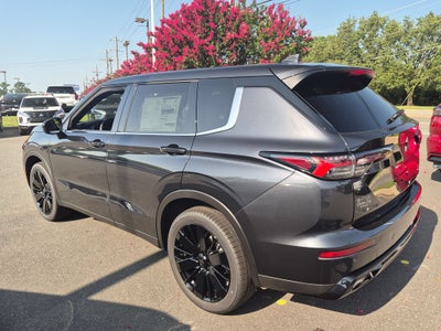 2026 Mitsubishi Outlander LE