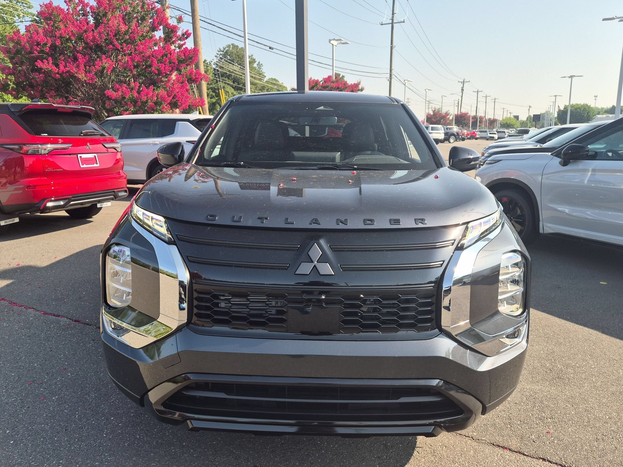 2026 Mitsubishi Outlander LE