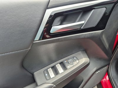2026 Mitsubishi Outlander LE