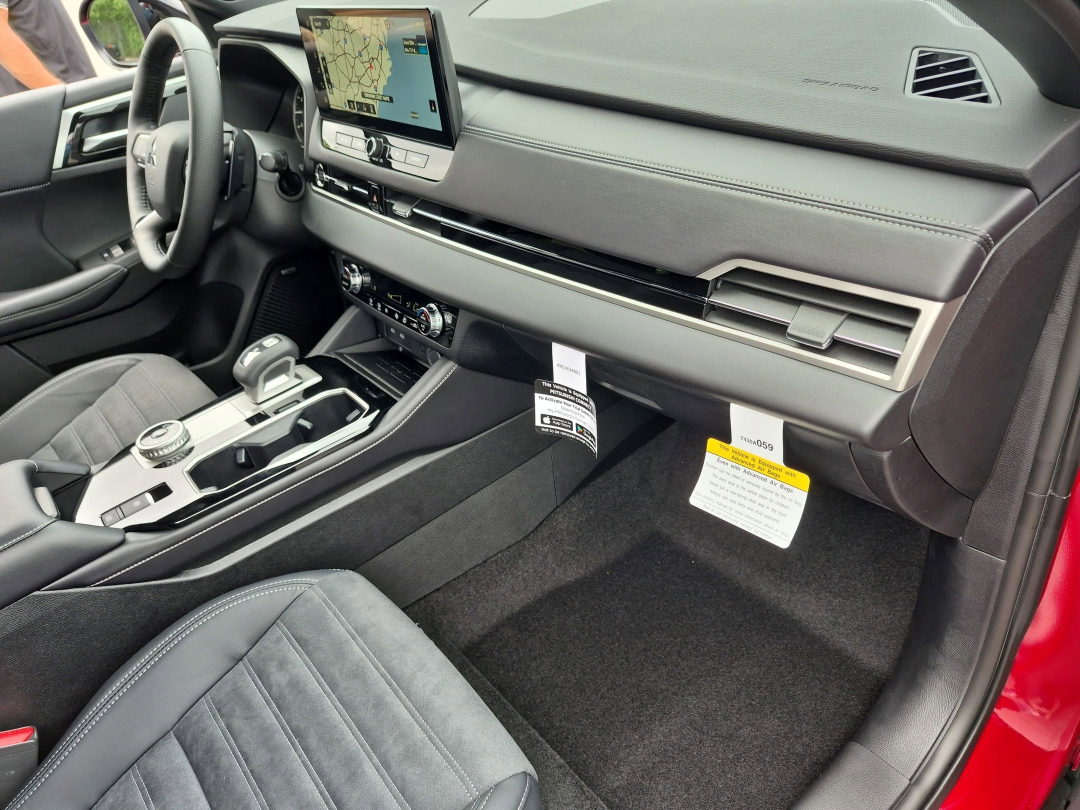 2026 Mitsubishi Outlander LE