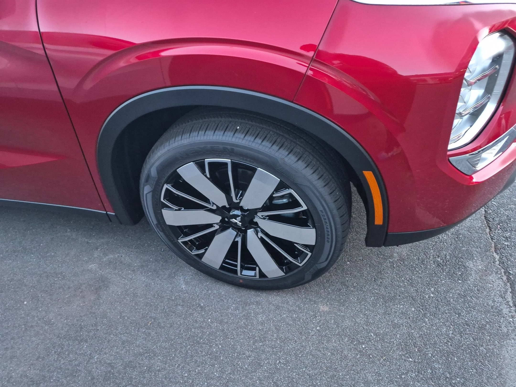 2026 Mitsubishi Outlander SE