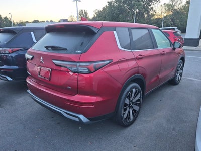 2026 Mitsubishi Outlander SE