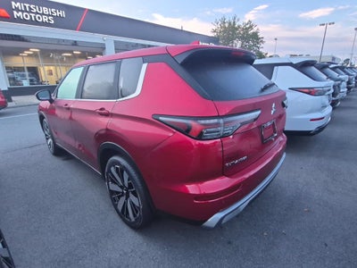 2026 Mitsubishi Outlander SE