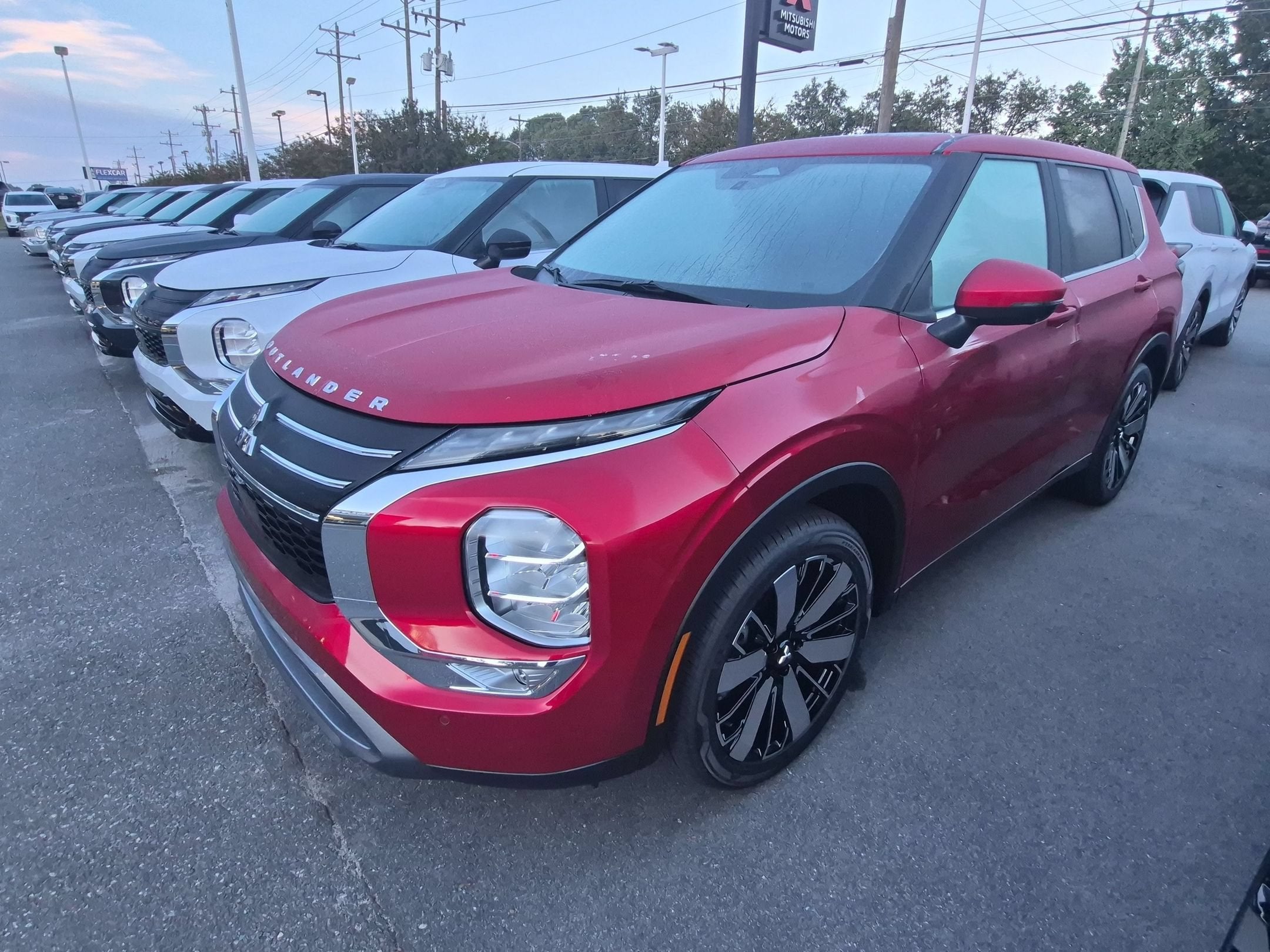 2026 Mitsubishi Outlander SE