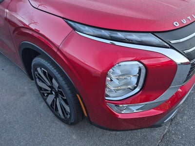 2026 Mitsubishi Outlander SE