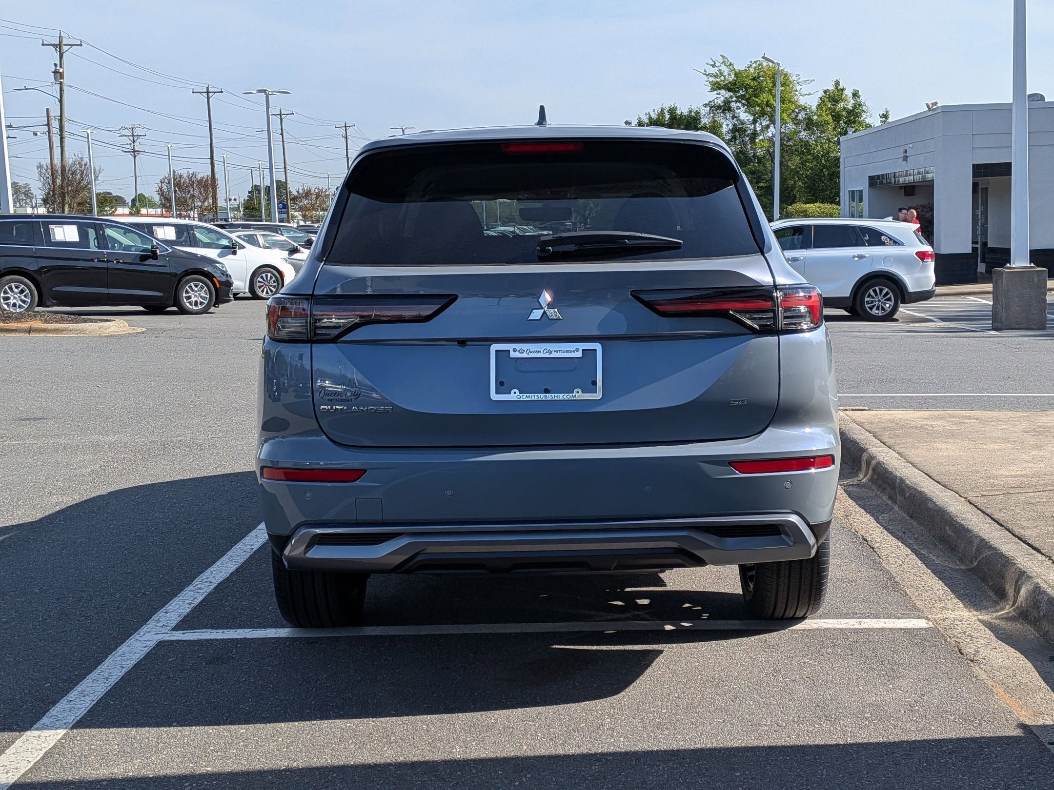 2026 Mitsubishi Outlander SE