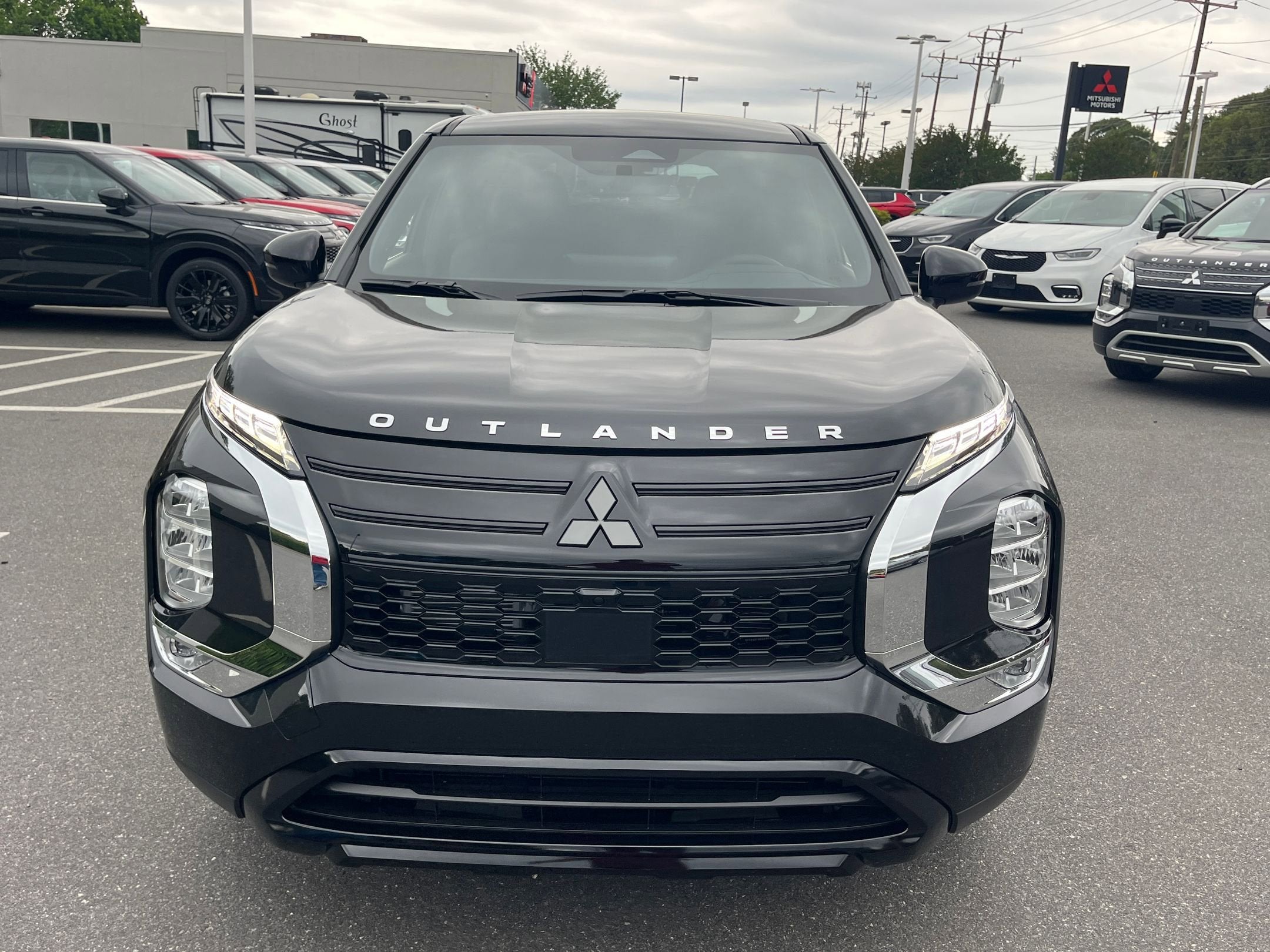 2026 Mitsubishi Outlander LE