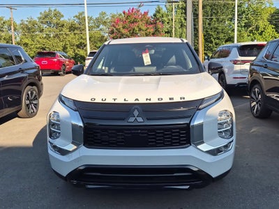 2026 Mitsubishi Outlander LE