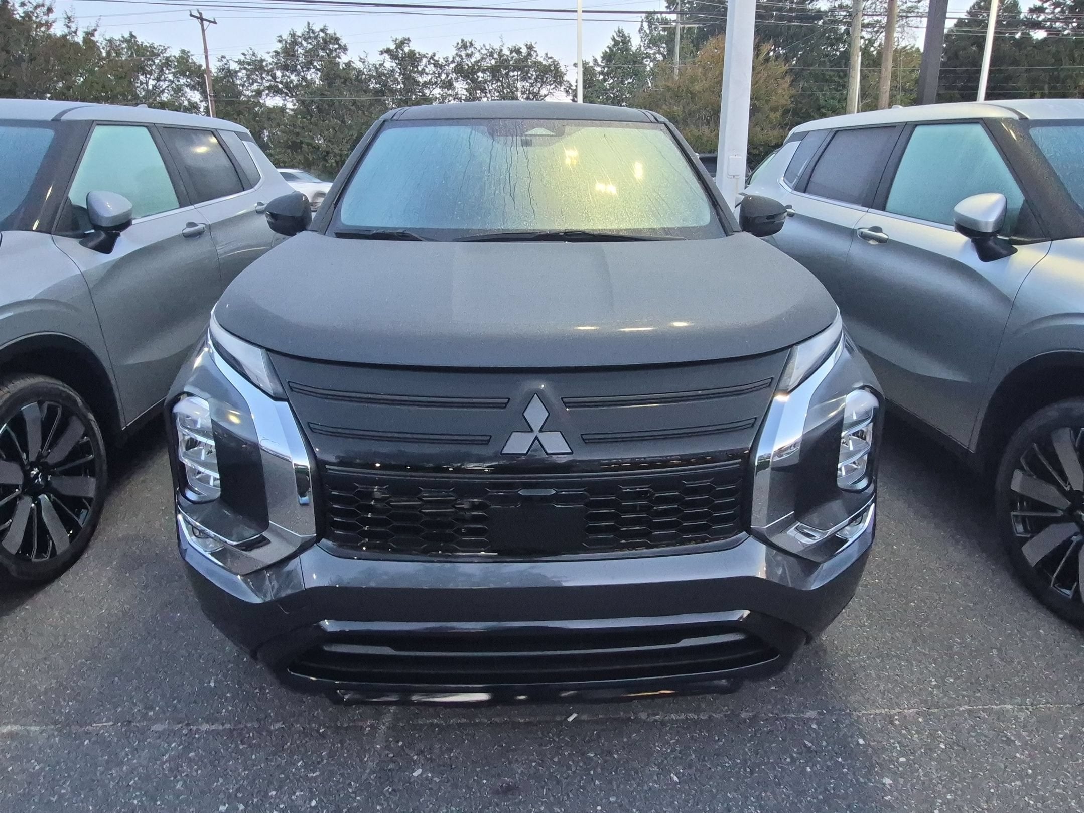 2026 Mitsubishi Outlander LE