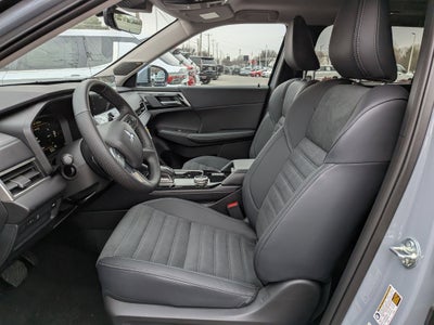 2026 Mitsubishi Outlander SE