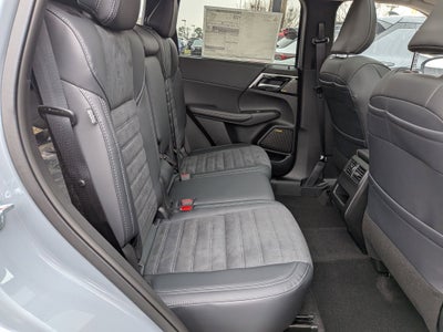 2026 Mitsubishi Outlander SE