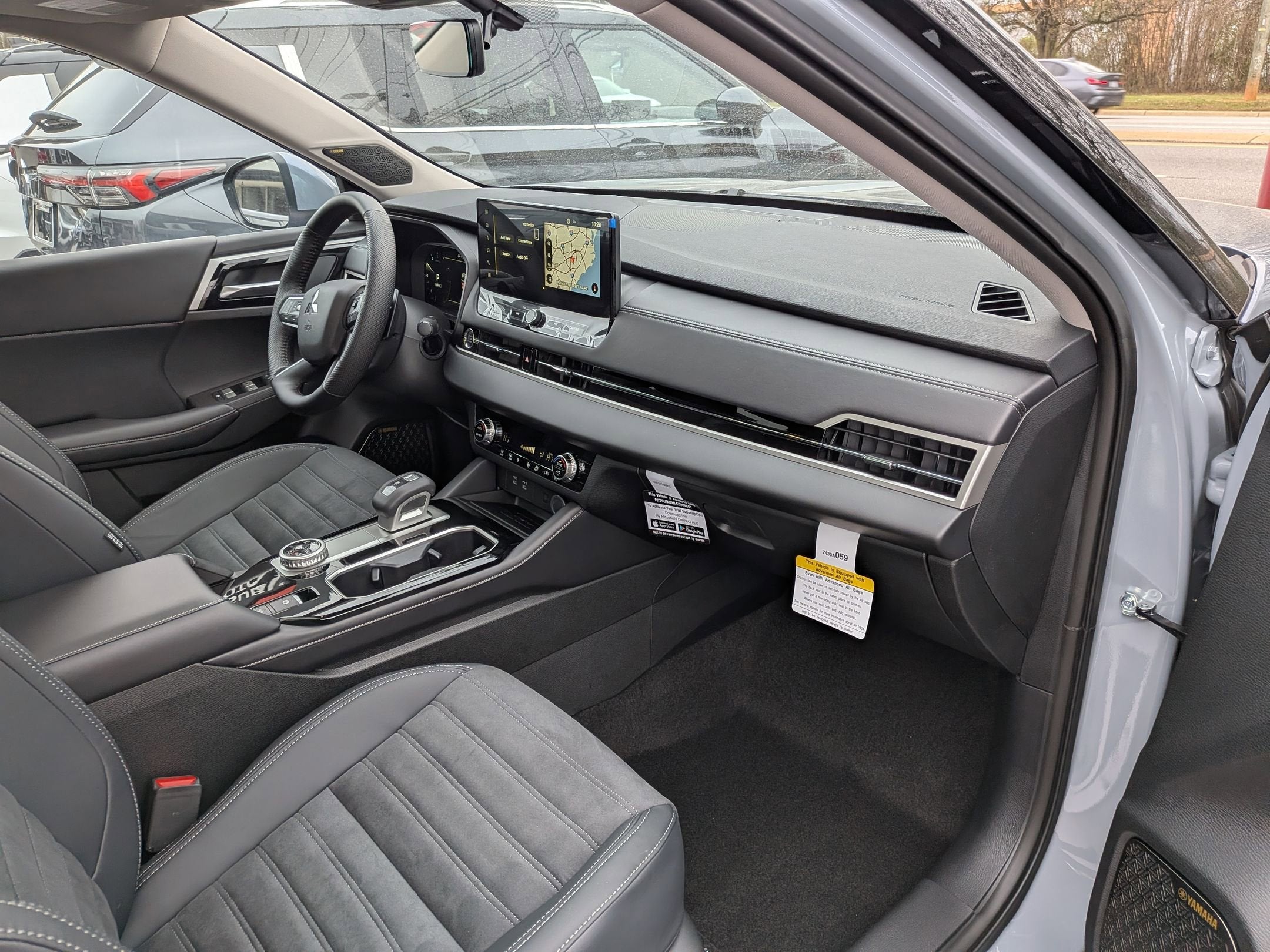 2026 Mitsubishi Outlander SE