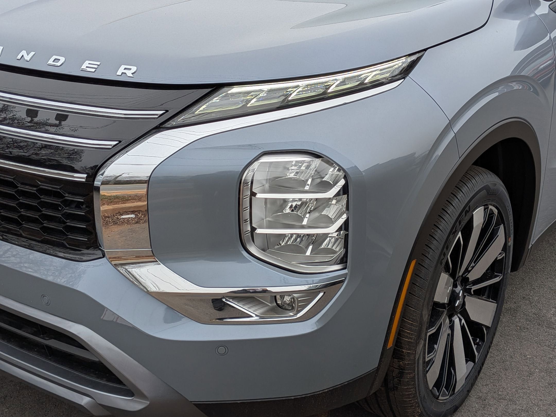 2026 Mitsubishi Outlander SE