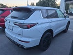 2026 Mitsubishi Outlander LE