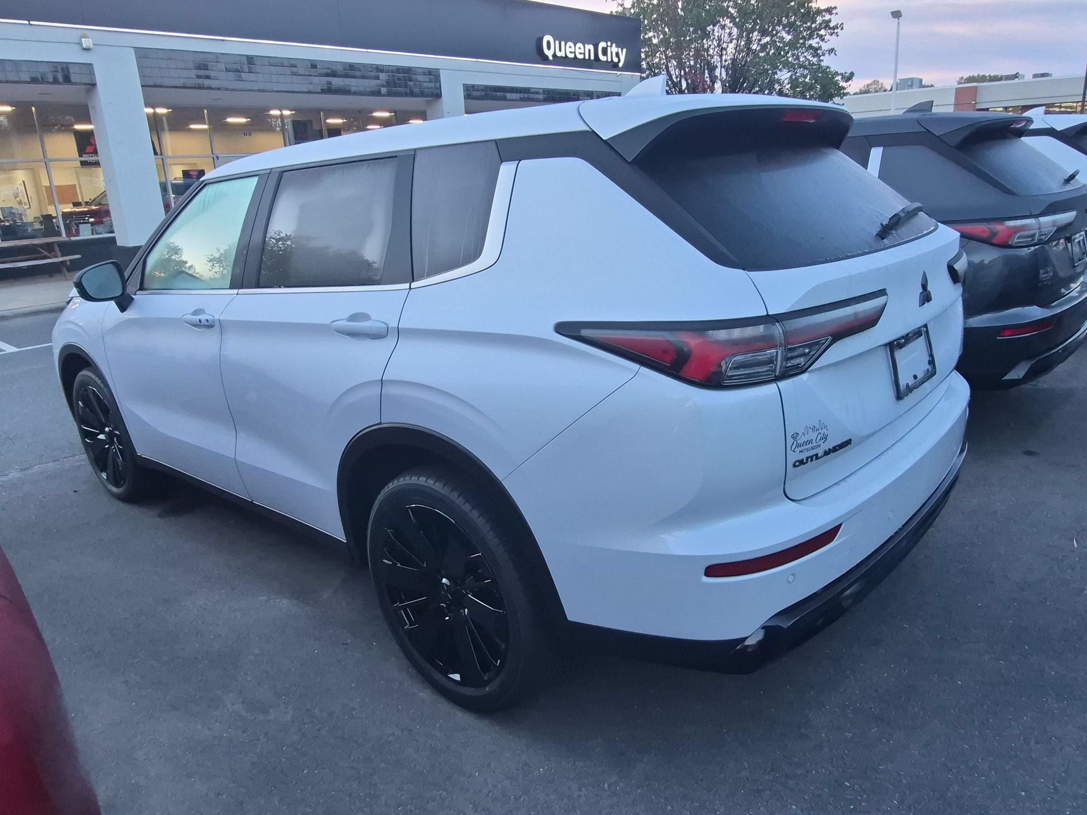 2026 Mitsubishi Outlander LE