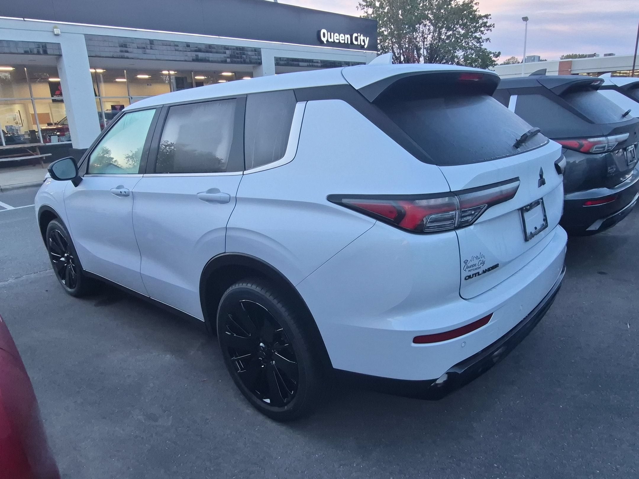 2026 Mitsubishi Outlander LE