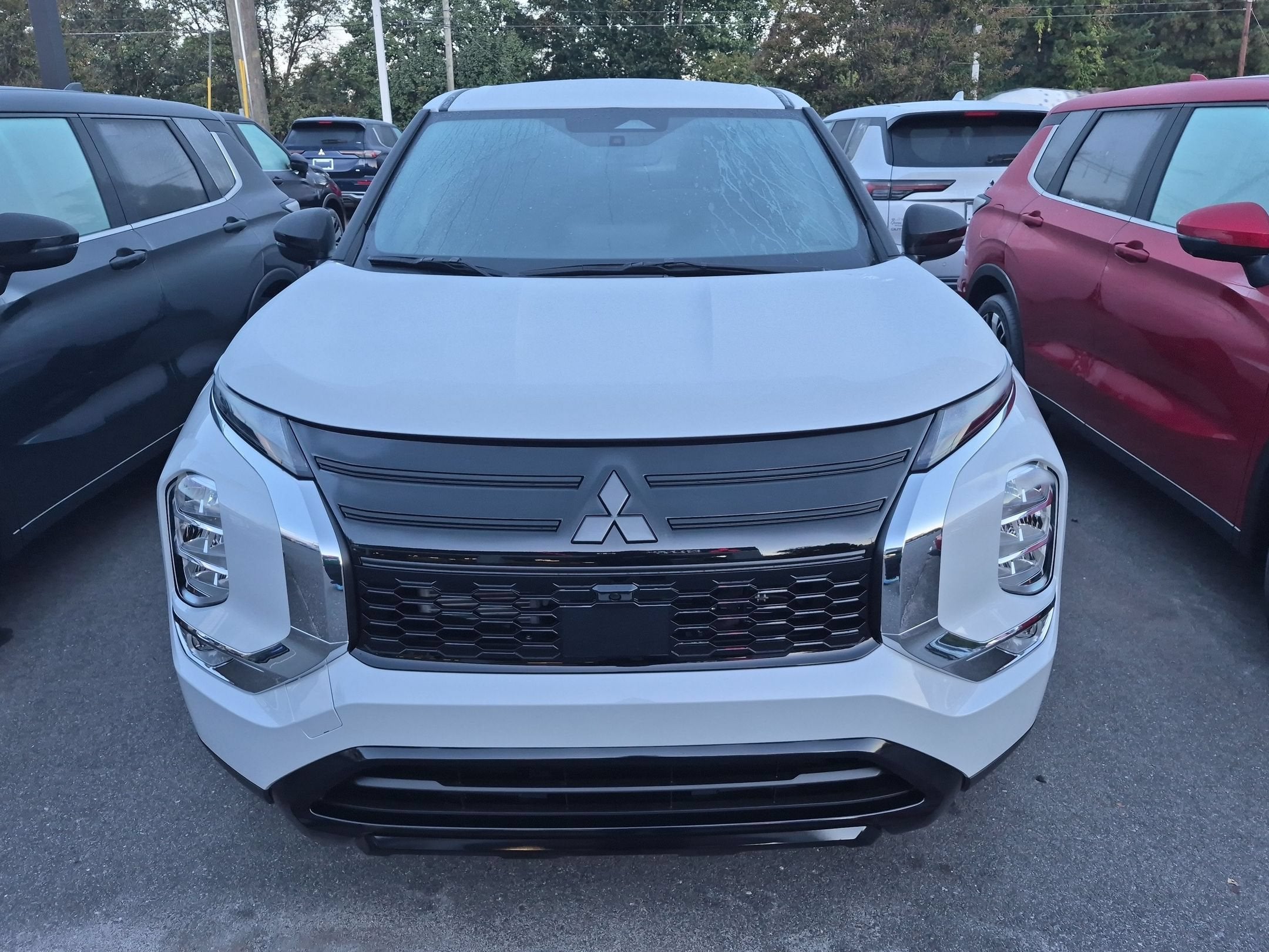 2026 Mitsubishi Outlander LE