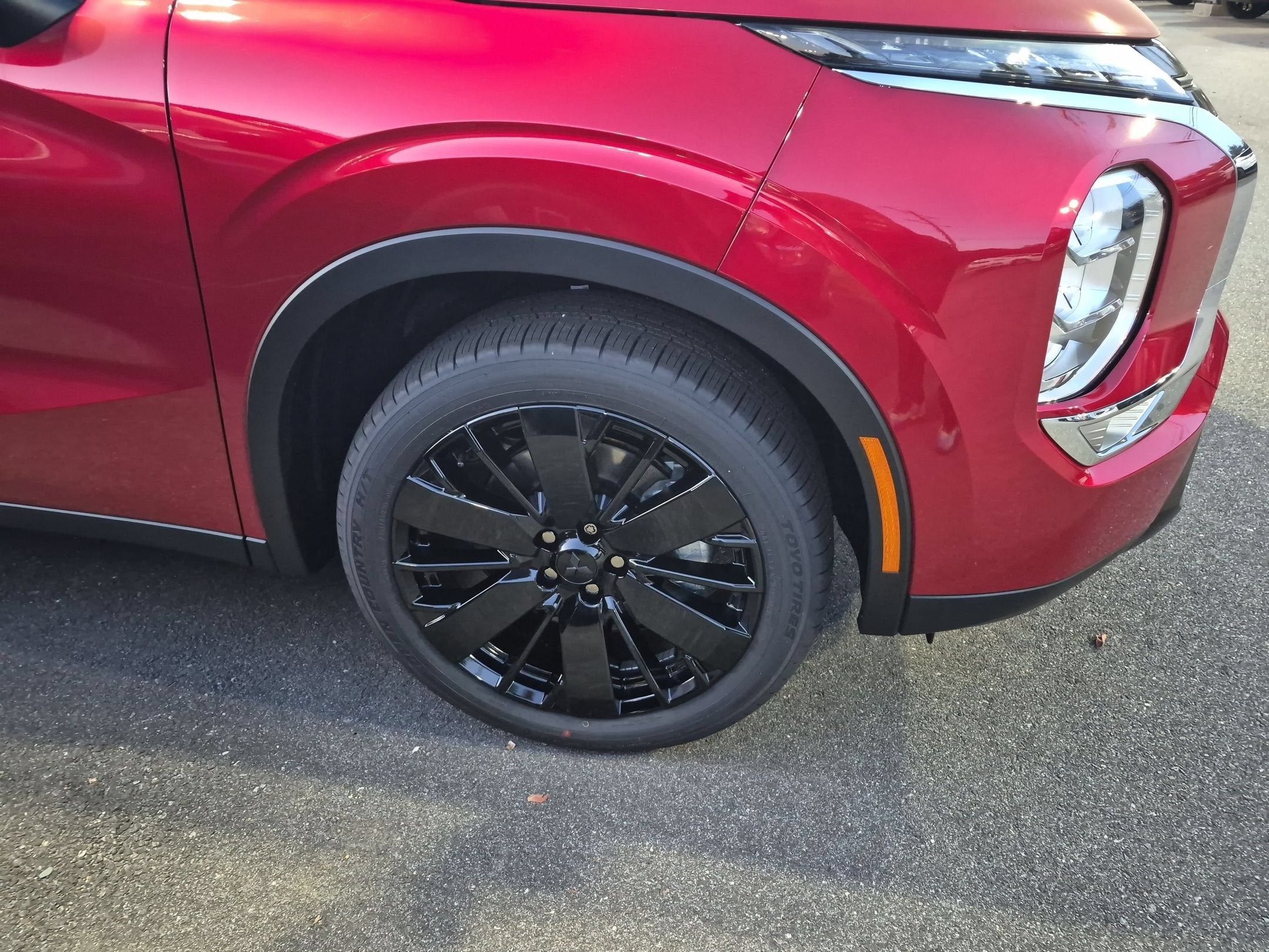 2026 Mitsubishi Outlander LE