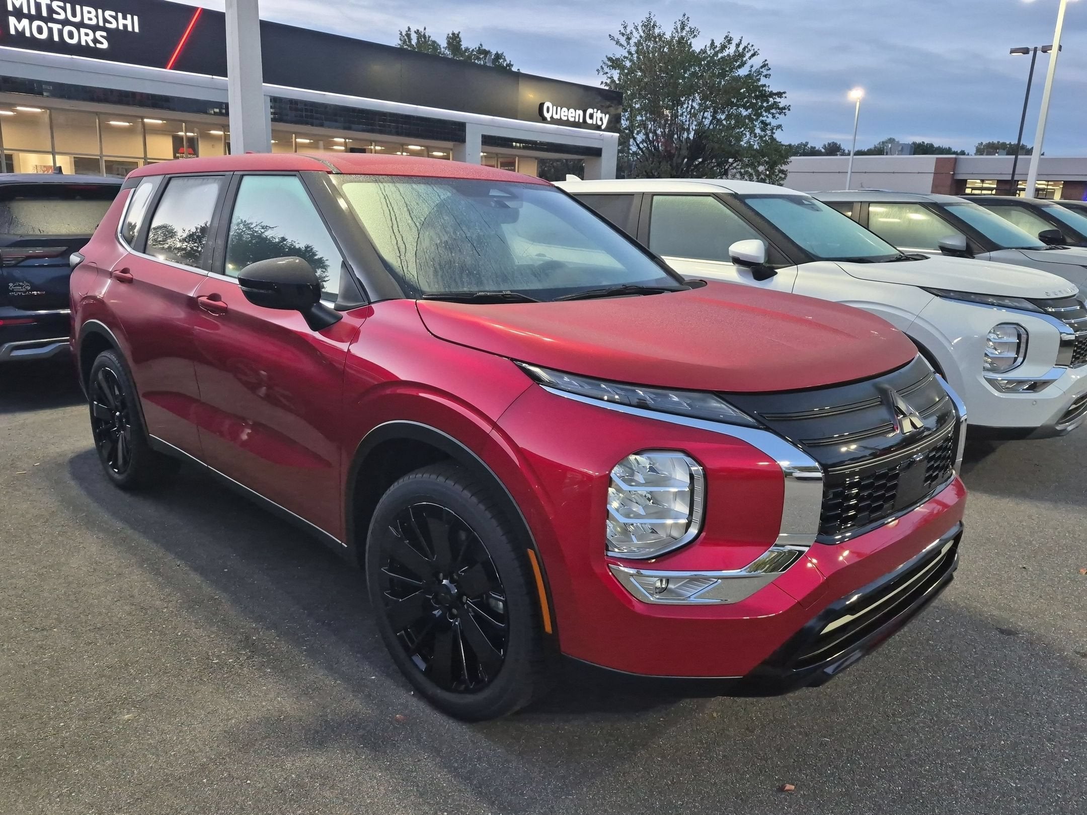 2026 Mitsubishi Outlander LE
