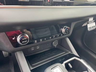 2026 Mitsubishi Outlander LE