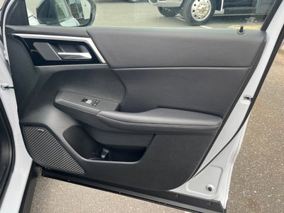 2026 Mitsubishi Outlander LE