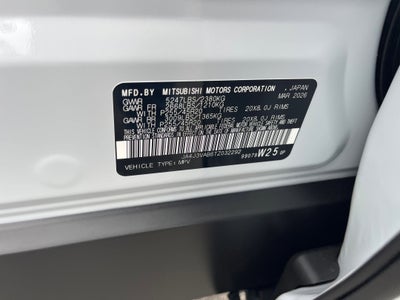 2026 Mitsubishi Outlander LE