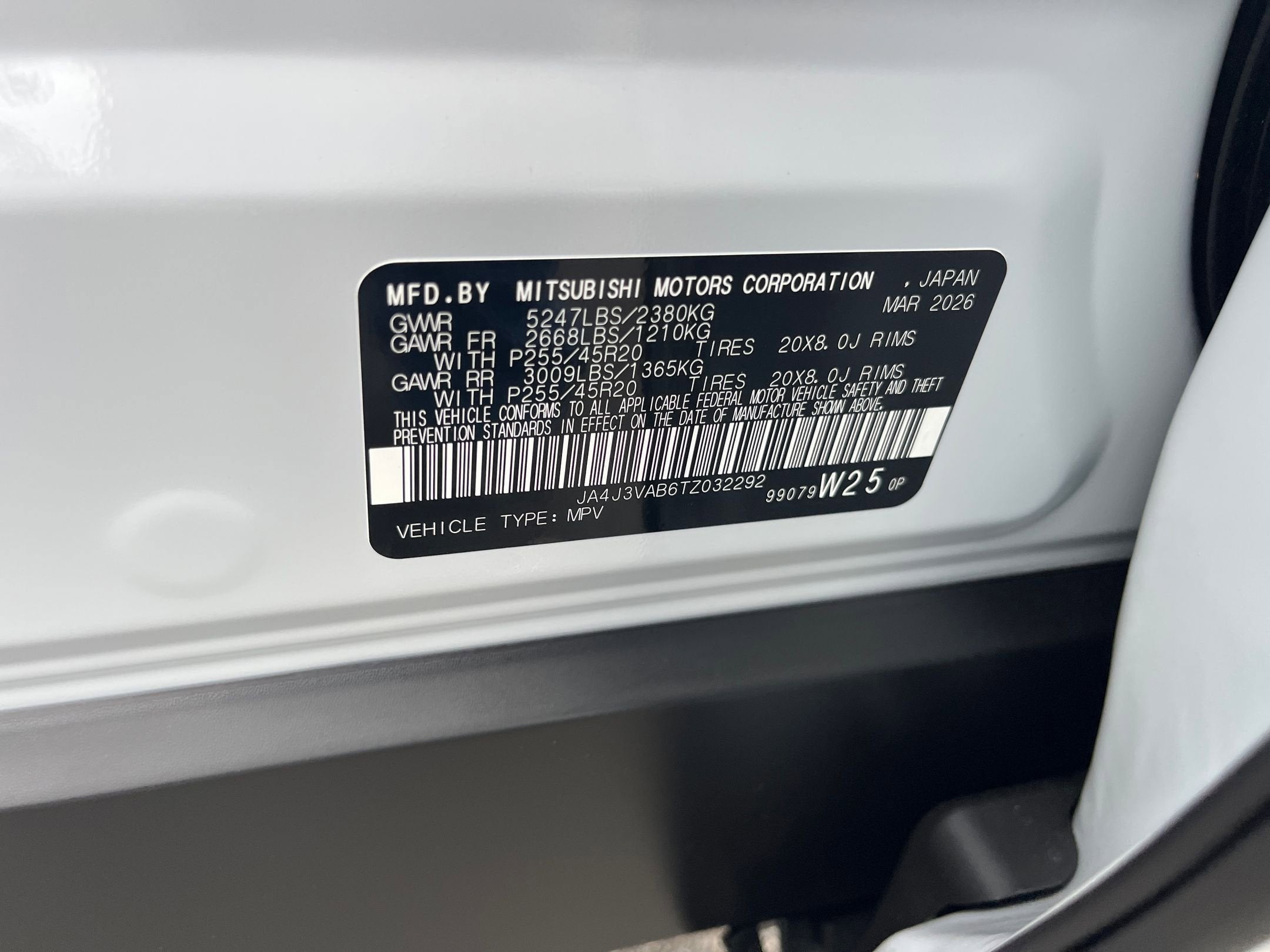 2026 Mitsubishi Outlander LE