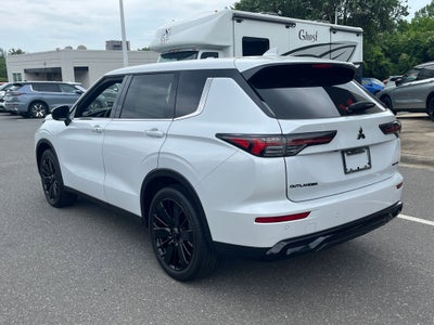2026 Mitsubishi Outlander LE