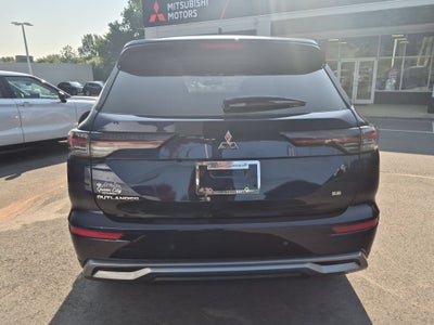 2026 Mitsubishi Outlander SE