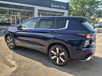 2026 Mitsubishi Outlander SE