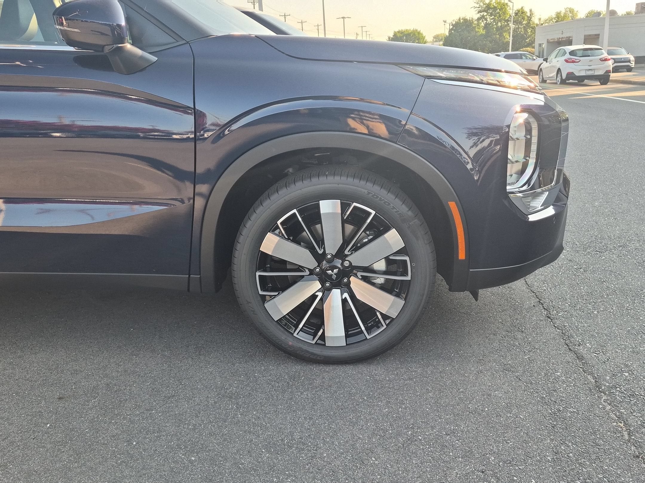 2026 Mitsubishi Outlander SE