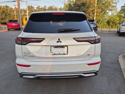 2026 Mitsubishi Outlander SE