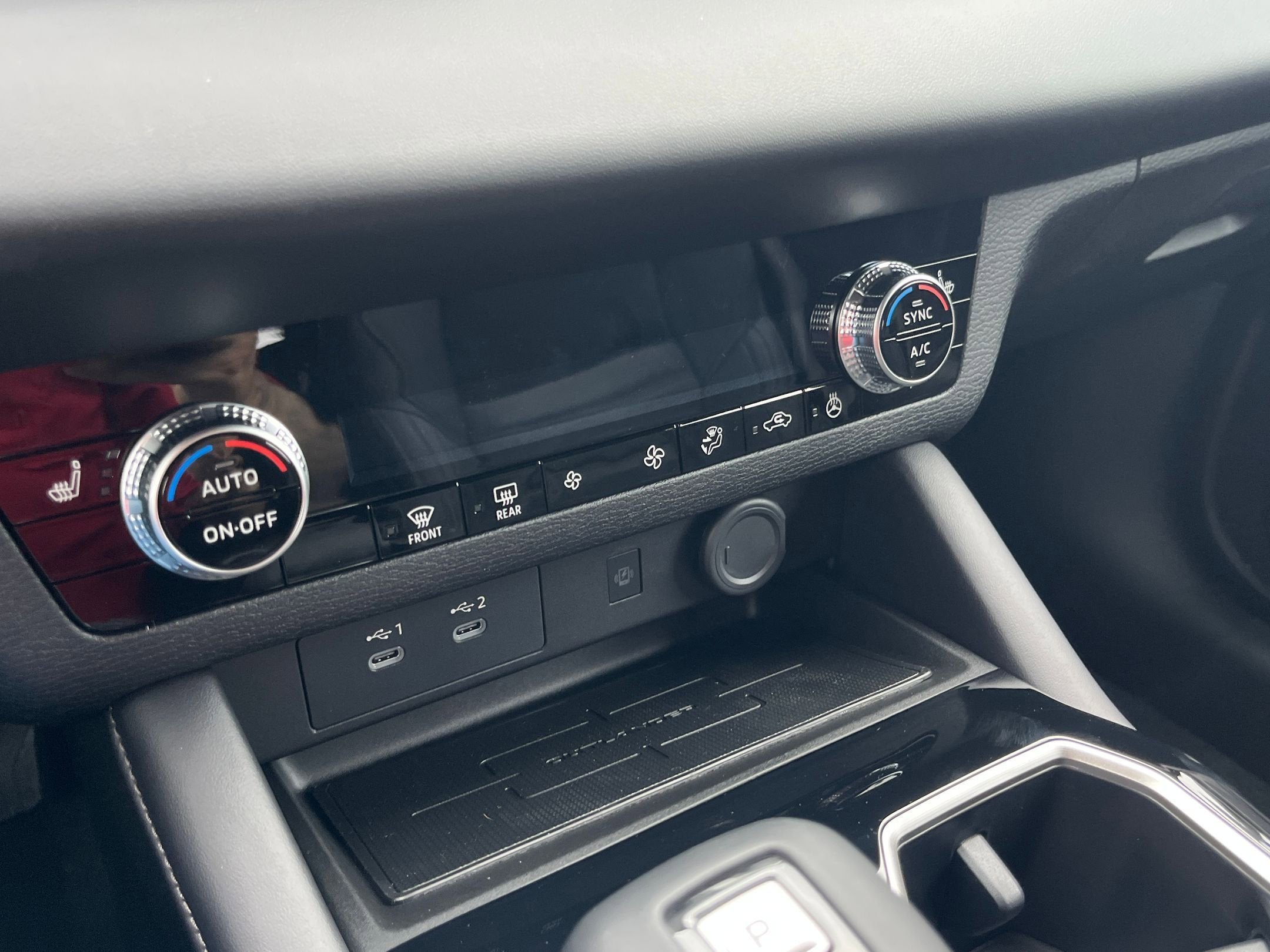 2026 Mitsubishi Outlander LE