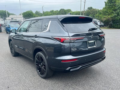 2026 Mitsubishi Outlander LE