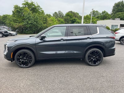 2026 Mitsubishi Outlander LE