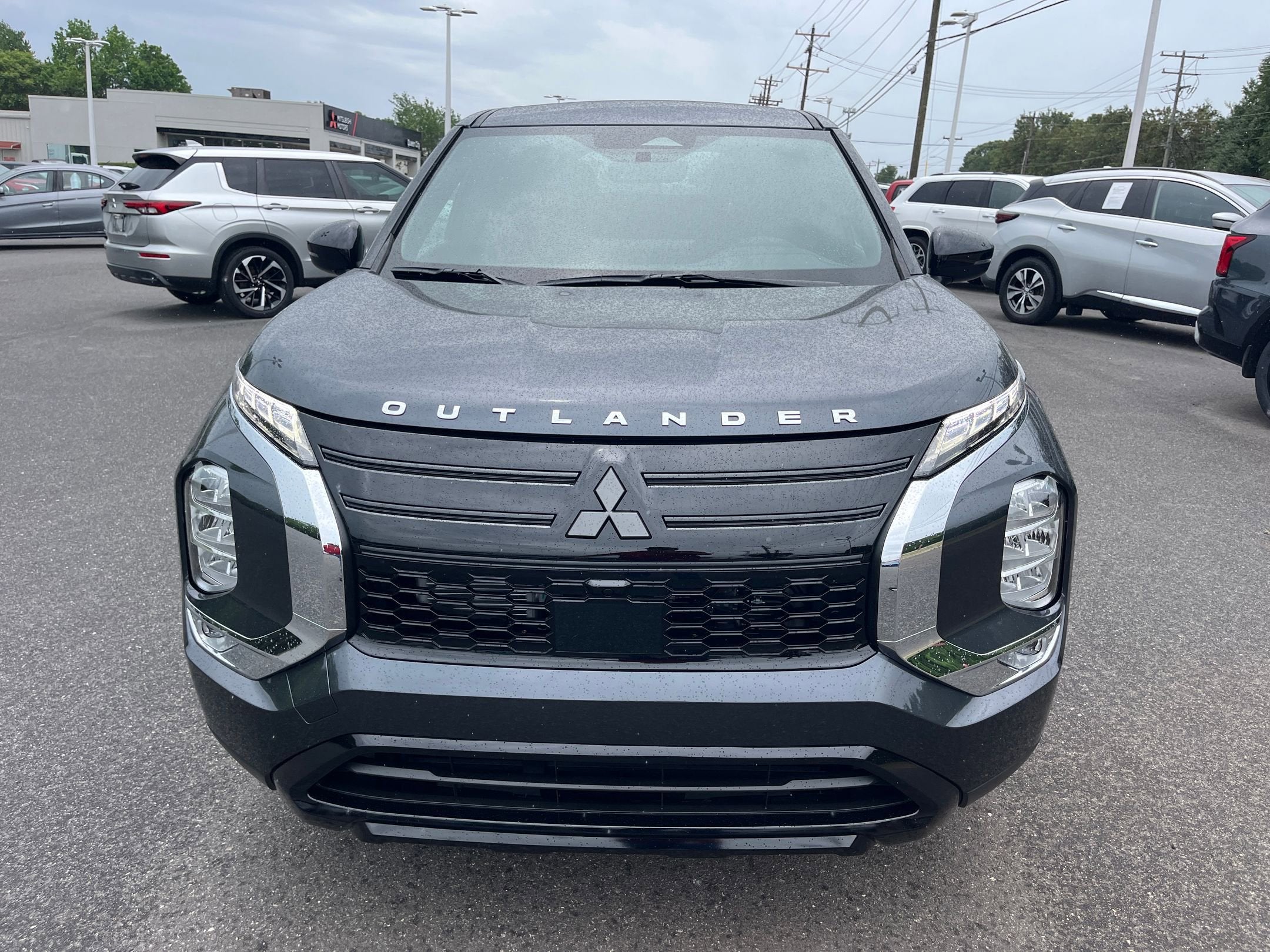2026 Mitsubishi Outlander LE