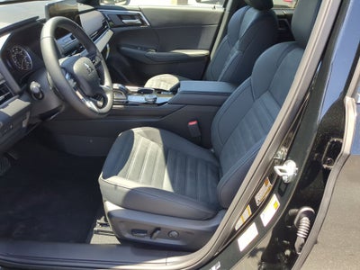 2026 Mitsubishi Outlander LE