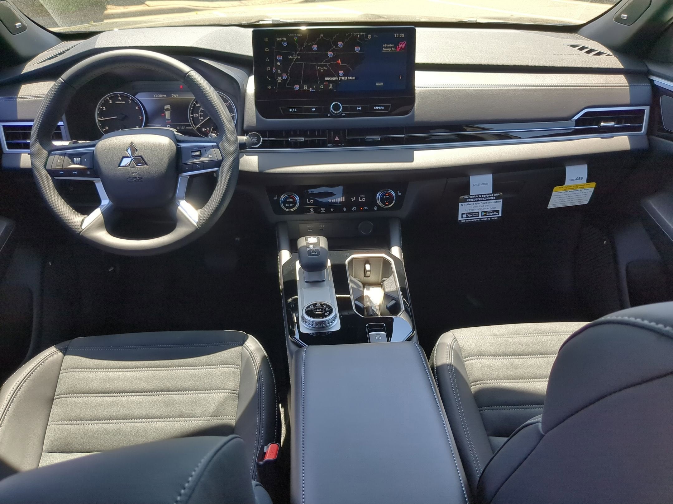 2026 Mitsubishi Outlander LE